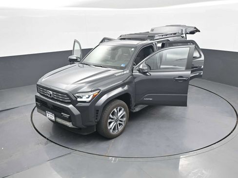 Used 2025 Toyota 4Runner Limited AWD/4WD image 47
