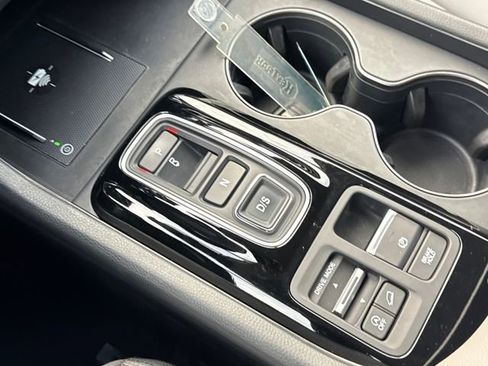 Certified 2024 Honda Pilot EX-L image 12