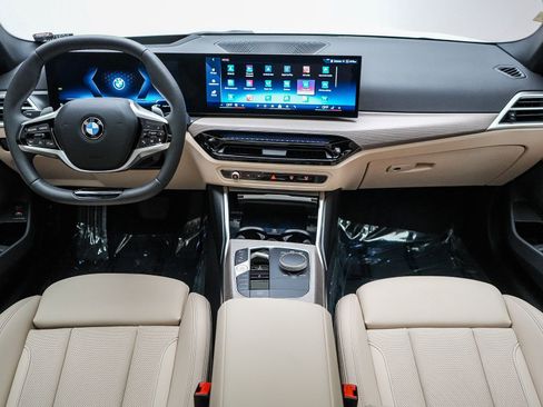 Used 2026 BMW 330i Sedan w/ Premium Package RWD image 13