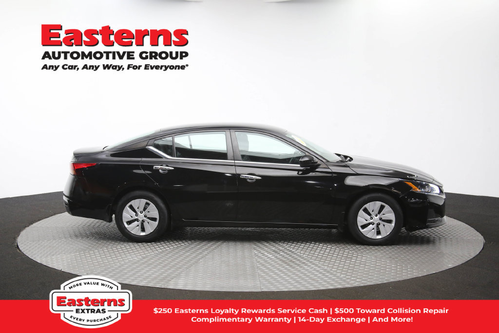 Used 2023 Nissan Altima 2.5 S FWD image 45