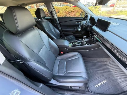Used 2023 Honda Accord Touring image 42