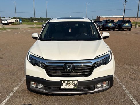 Used 2019 Honda Ridgeline RTL-E image 2