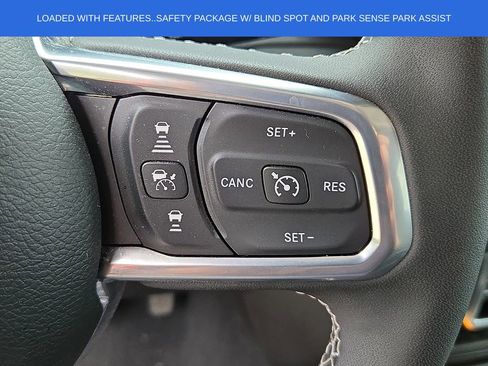 Used 2025 Jeep Wrangler Unlimited Sahara w/ Safety Group AWD/4WD image 21