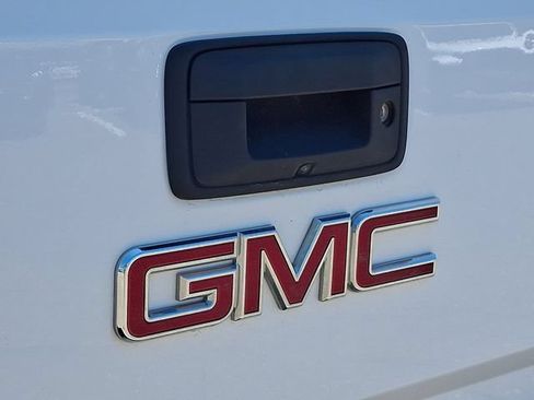 Used 2018 GMC Sierra 1500 SLT AWD/4WD image 33