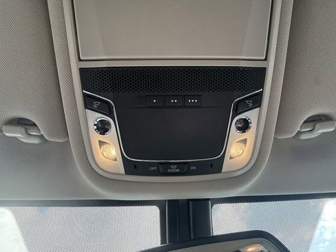 Used 2018 Honda Clarity Touring image 23
