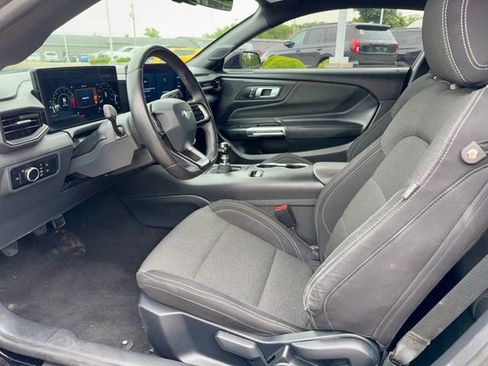 Used 2024 Ford Mustang GT RWD image 10