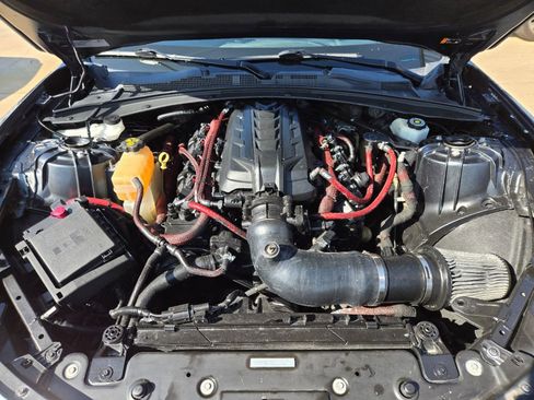 Used 2019 Chevrolet Camaro SS image 9