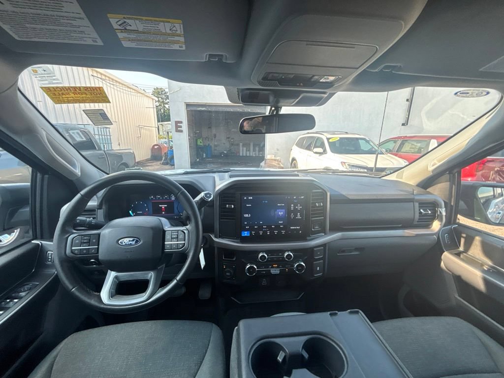 Used 2025 Ford F150 XLT w/ Equipment Group 301A Standard AWD/4WD image 19
