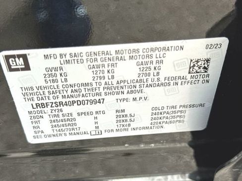 Used 2023 Buick Envision Avenir AWD/4WD image 35