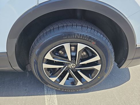 Used 2023 Volkswagen Tiguan S FWD image 34