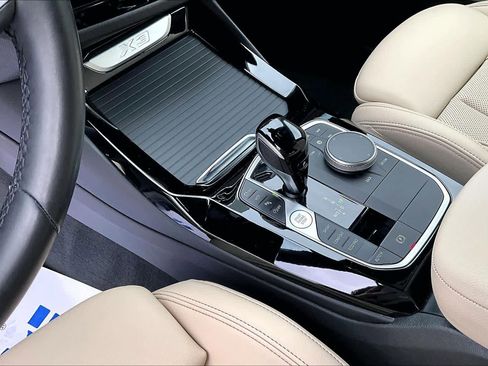 Certified 2023 BMW X3 sDrive30i w/ M Sport Package image 17