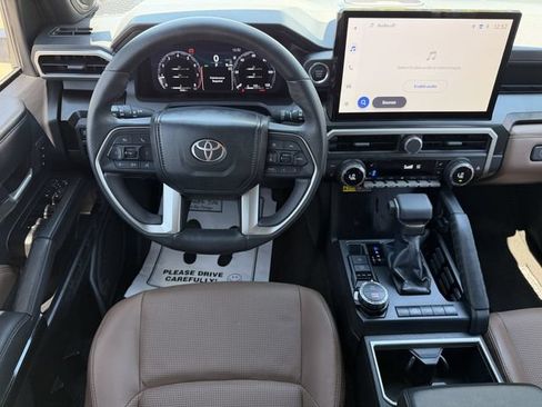 Used 2026 Toyota 4Runner Limited AWD/4WD image 11