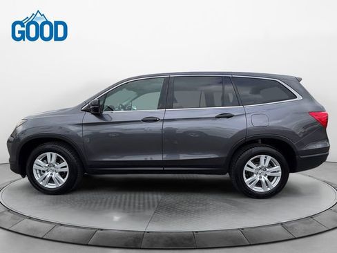 Used 2018 Honda Pilot LX image 2