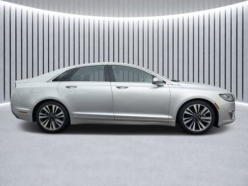 Used 2019 Lincoln MKZ Reserve image 2