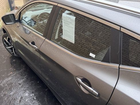 Used 2022 Nissan Rogue Sport SL w/ Premium Package image 76