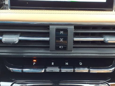 Certified 2022 Lincoln Corsair Reserve w/ Elements Package image 16