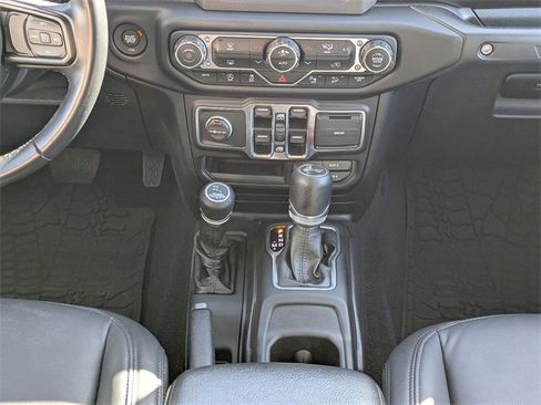 Used 2020 Jeep Wrangler Unlimited Sport image 17