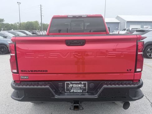 Used 2025 Chevrolet Silverado 2500 LT w/ Trail Boss Package AWD/4WD image 6