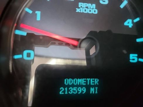 Used 2011 Chevrolet Silverado 3500 W/T AWD/4WD image 15