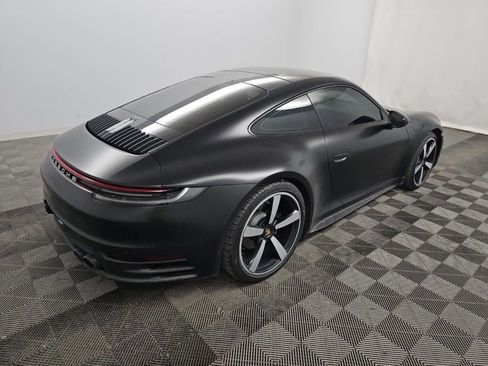 Used 2020 Porsche 911 Carrera w/ Premium Package RWD image 2