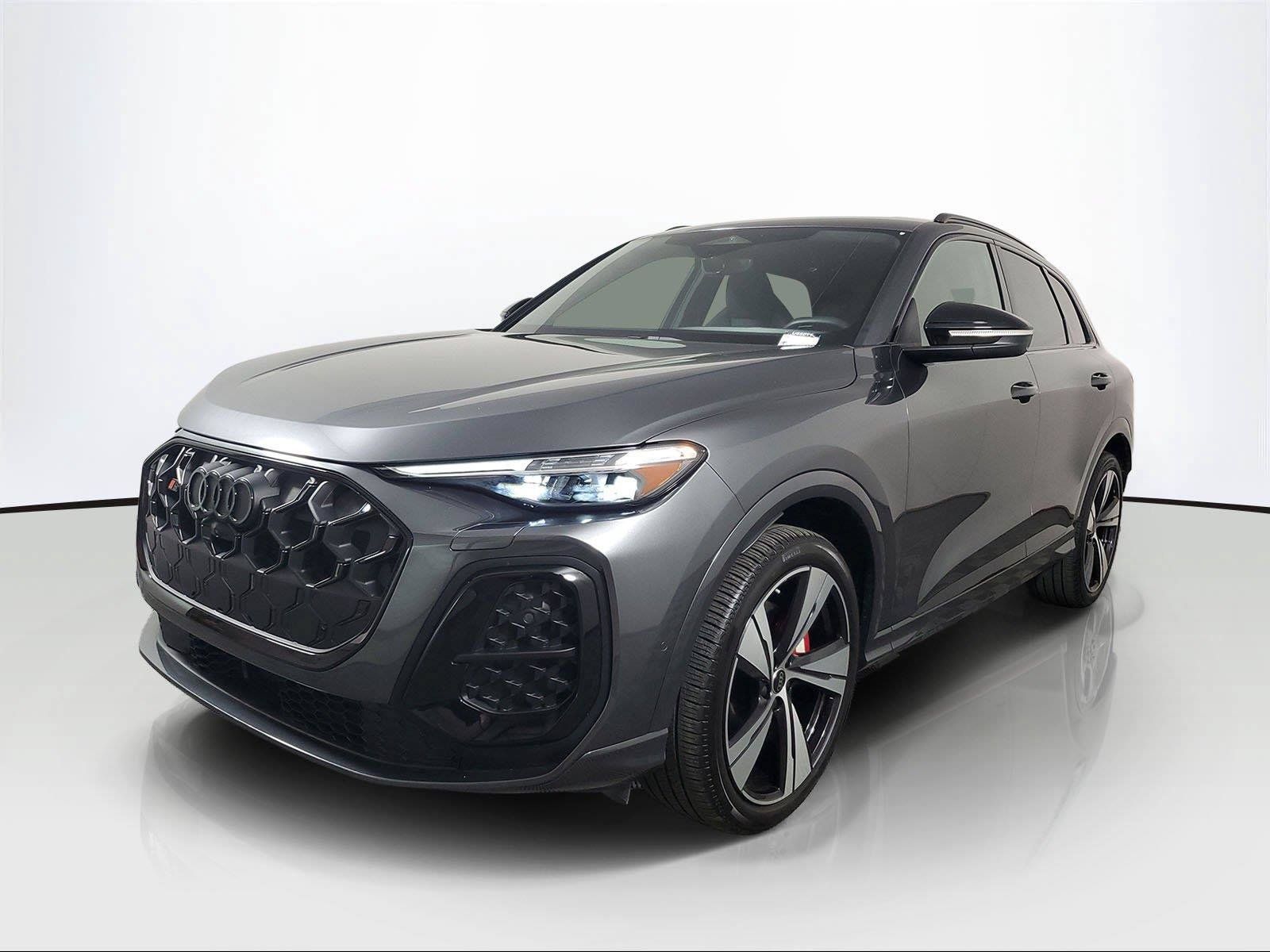 Used 2025 Audi SQ5 Premium Plus w/ Premium Plus Package AWD/4WD image 3