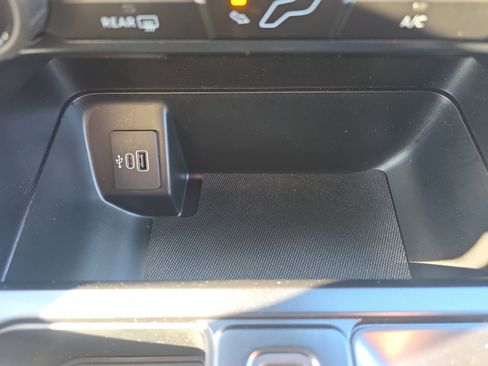 Used 2025 Ford F150 STX w/ Equipment Group 200A image 42