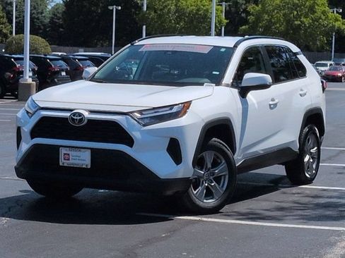 Certified 2025 Toyota RAV4 XLE AWD/4WD image 2