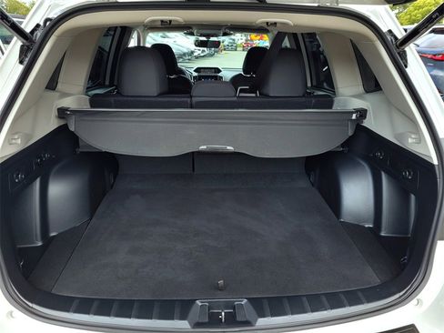 Used 2023 Subaru Forester Premium image 27