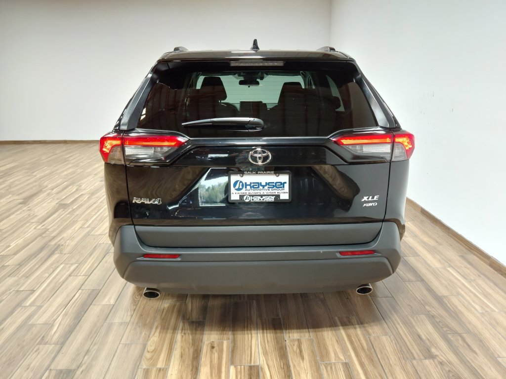Used 2025 Toyota RAV4 XLE w/ Weather Package AWD/4WD image 25