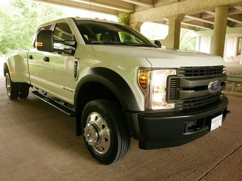 Used 2019 Ford F450 XL w/ Power Equipment Group RWD image 26