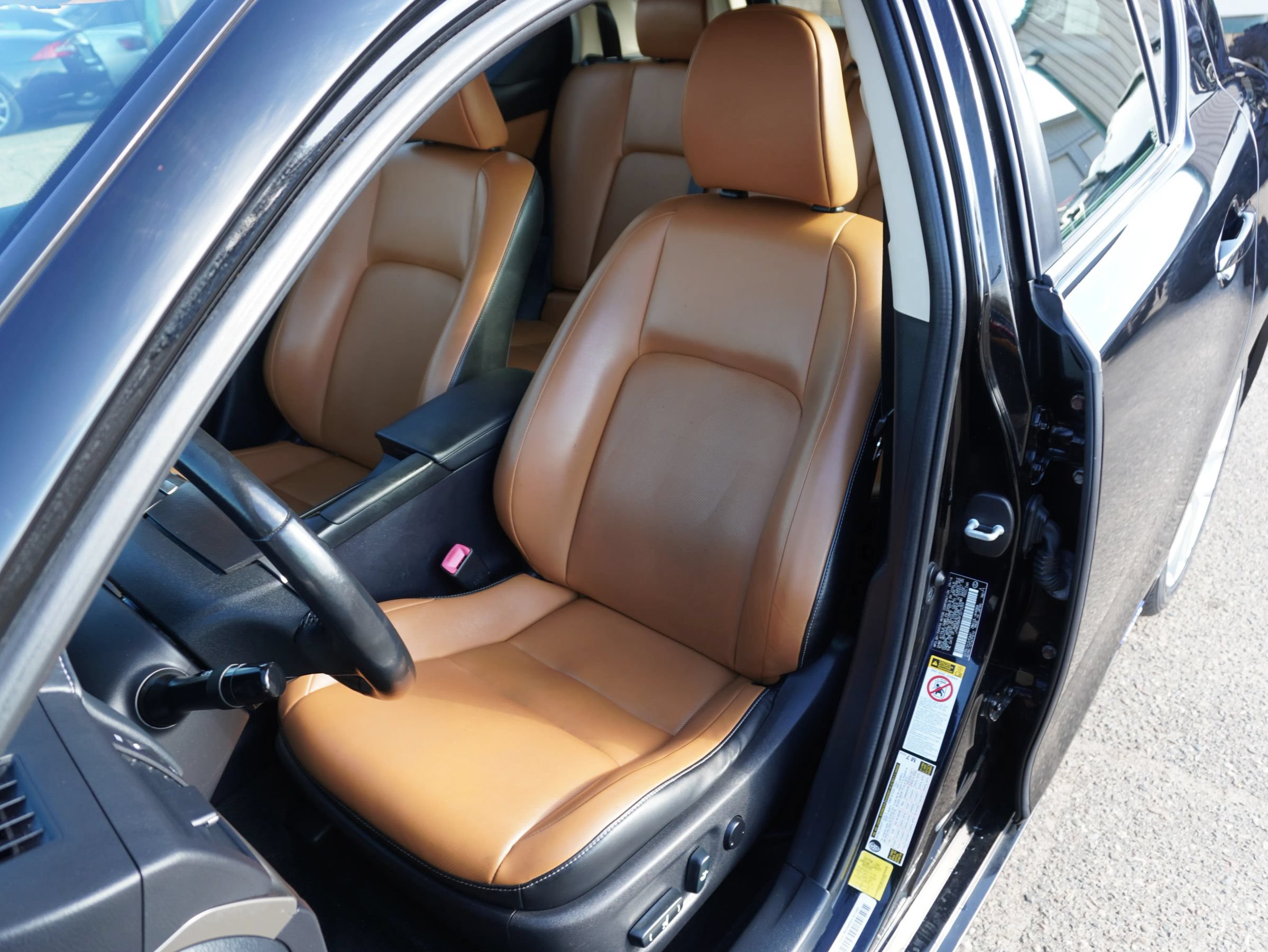 Used 2015 Lexus CT 200h w/ Navigation Package FWD image 11