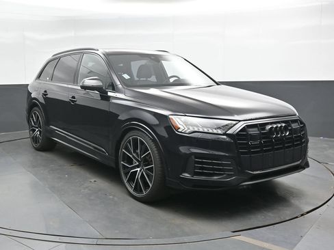 Used 2021 Audi Q7 3.0T Prestige w/ Prestige Package AWD/4WD image 5