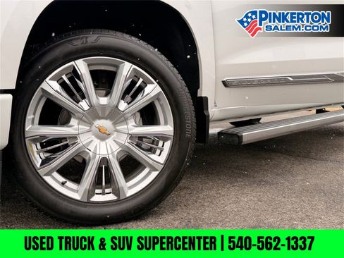 Used 2025 Chevrolet Silverado 1500 High Country w/ High Country Premium Package image 2