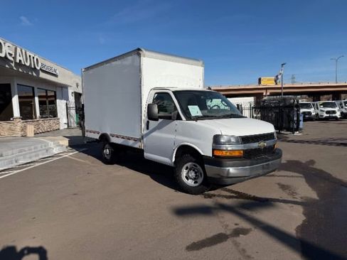 Used 2020 Chevrolet Express 3500 w/ Power Convenience Package image 26