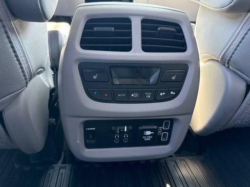 Used 2021 Honda Pilot Elite image 13