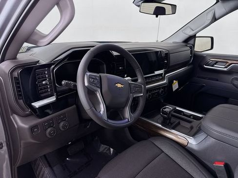 New 2026 Chevrolet Silverado 1500 LT w/ Z71 Off-Road Package AWD/4WD image 11