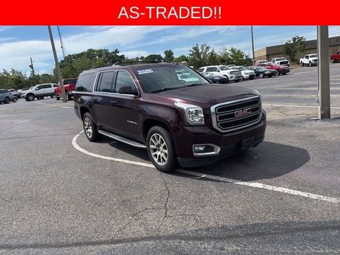 Used 2017 GMC Yukon XL SLT w/ Open Road Package AWD/4WD image 1
