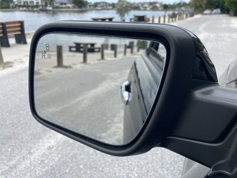 Used 2019 Ford Explorer Limited w/ Class III Trailer Tow Package FWD image 29