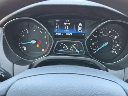 Used 2018 Ford Focus SE FWD image 33