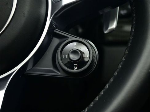 Used 2019 Porsche 911 Turbo S image 33