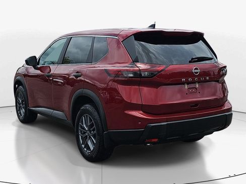 Used 2025 Nissan Rogue S FWD image 6