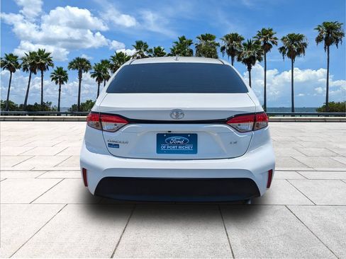 Used 2024 Toyota Corolla LE FWD image 6