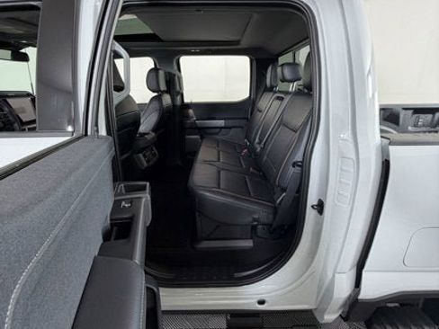 New 2026 Ford F350 4x4 Crew Cab Super Duty image 9