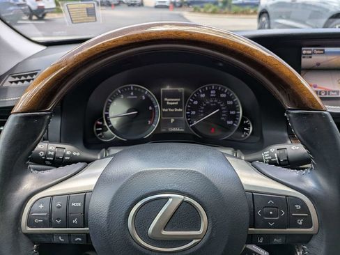 Used 2016 Lexus ES 350 w/ Luxury Package w/Wood Trim FWD image 36
