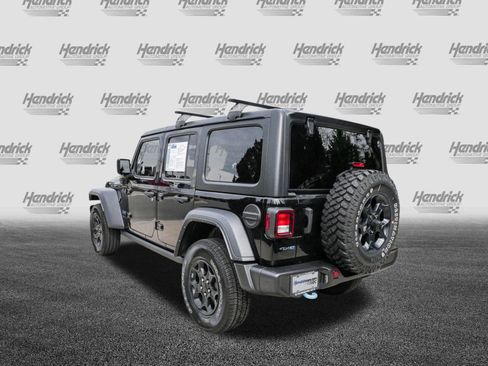 Used 2023 Jeep Wrangler Unlimited w/ Convenience Group AWD/4WD image 8