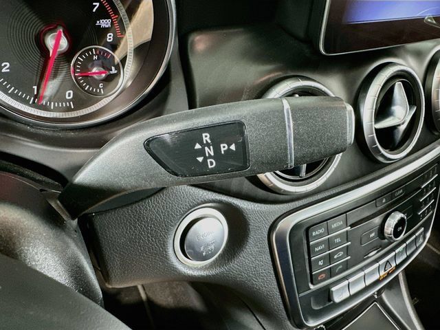 Used 2018 Mercedes-Benz CLA 250 4MATIC image 28