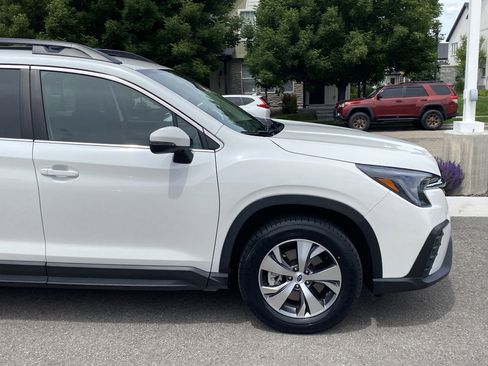 Used 2023 Subaru Ascent Premium w/ Convenience Package AWD/4WD image 8