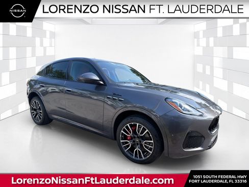 Used 2023 Maserati Grecale Modena AWD/4WD image 1
