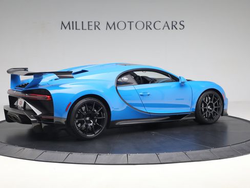Used 2021 Bugatti Chiron Pur Sport image 8