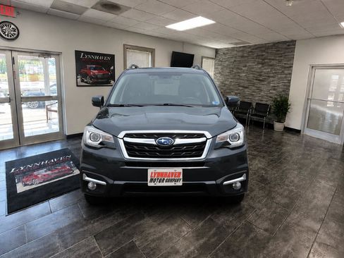 Used 2017 Subaru Forester 2.5i Touring AWD/4WD image 19